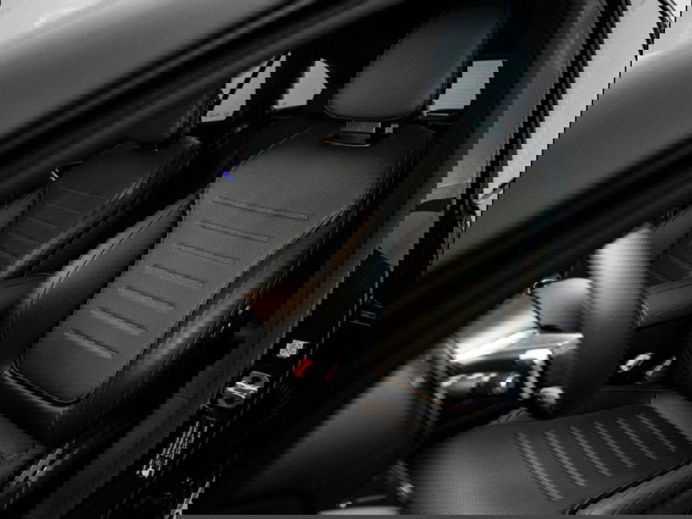 Mercedes-Benz GLC Coupé nuova a Macerata (11)