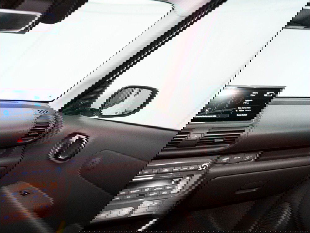 Hyundai Inster nuova a Macerata (18)