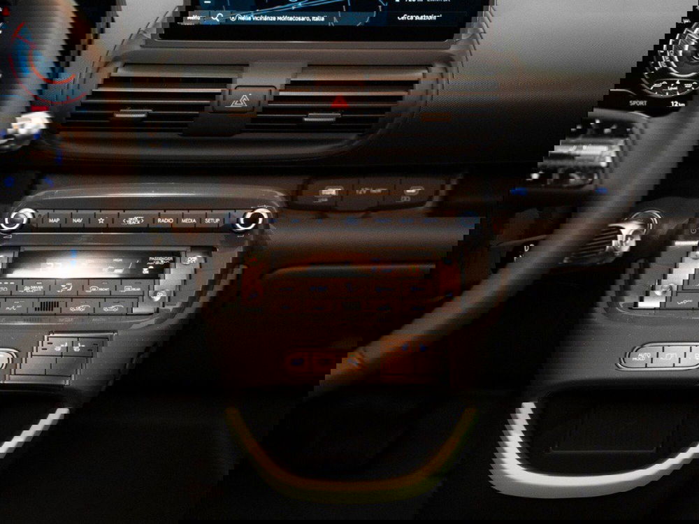 Hyundai Inster nuova a Macerata (19)