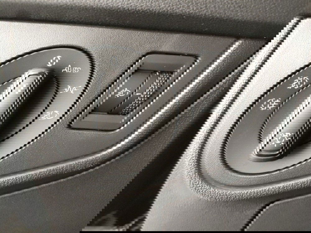 Volkswagen Taigo usata a Napoli (18)