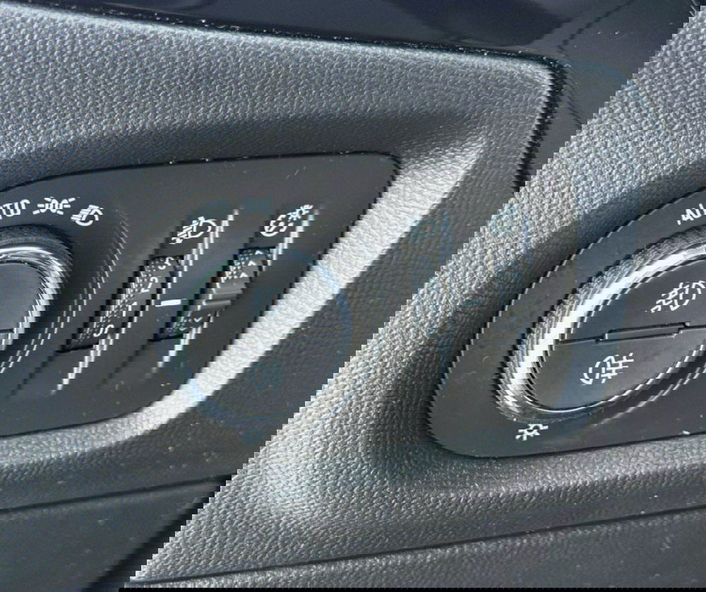 Opel Corsa usata a Perugia (17)