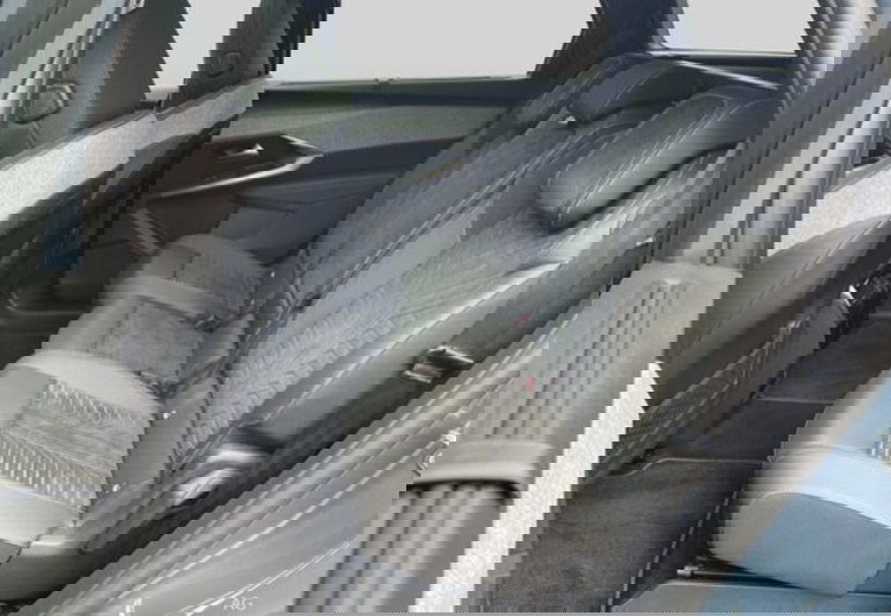 Peugeot 5008 nuova a Varese (6)
