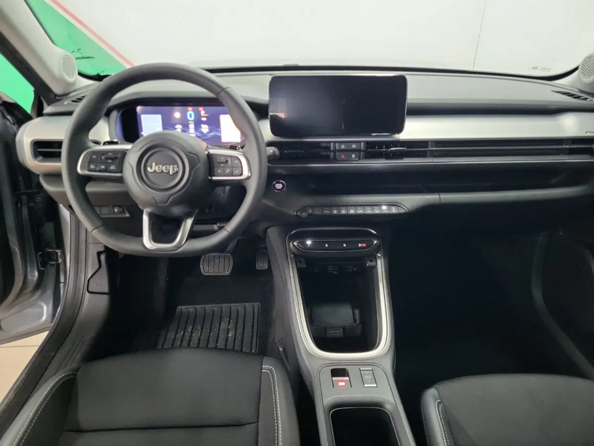 Jeep Avenger usata a Arezzo (10)