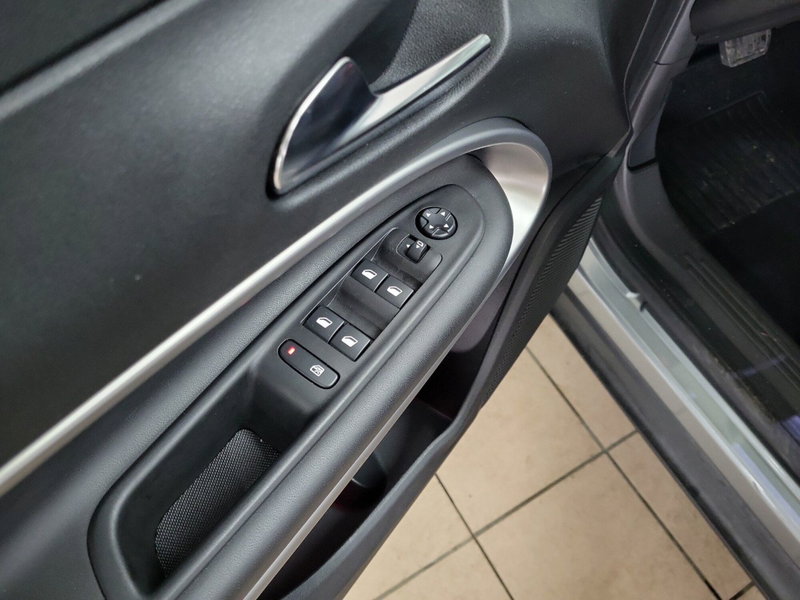 Jeep Avenger usata a Arezzo (18)