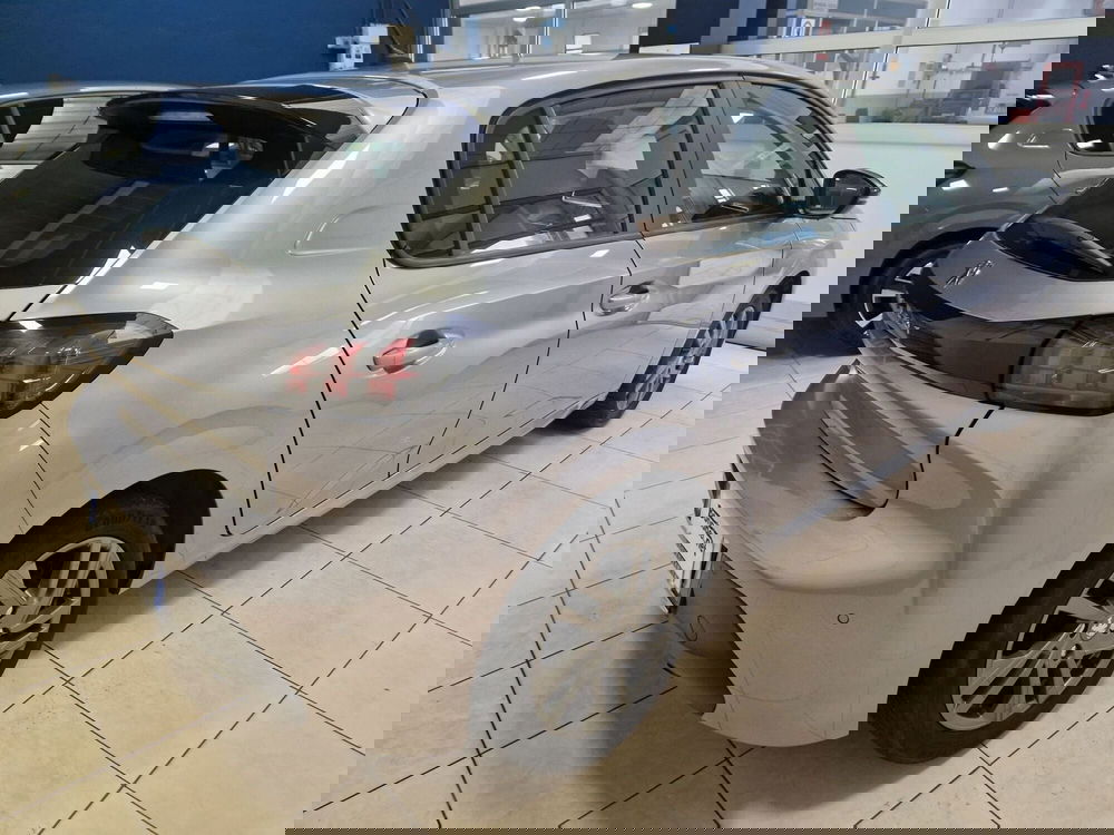 Peugeot 208 usata a Varese (6)