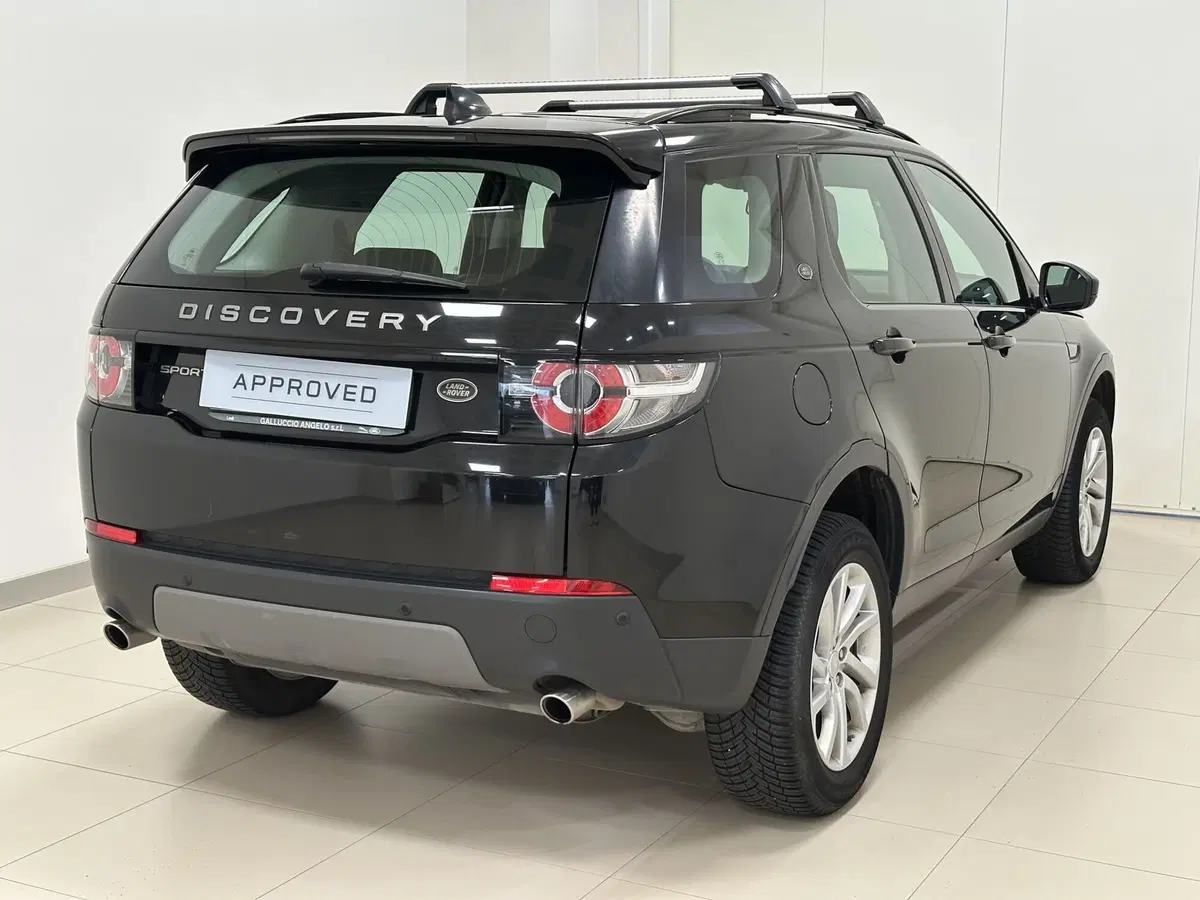 Land Rover Discovery Sport usata a Lodi (2)