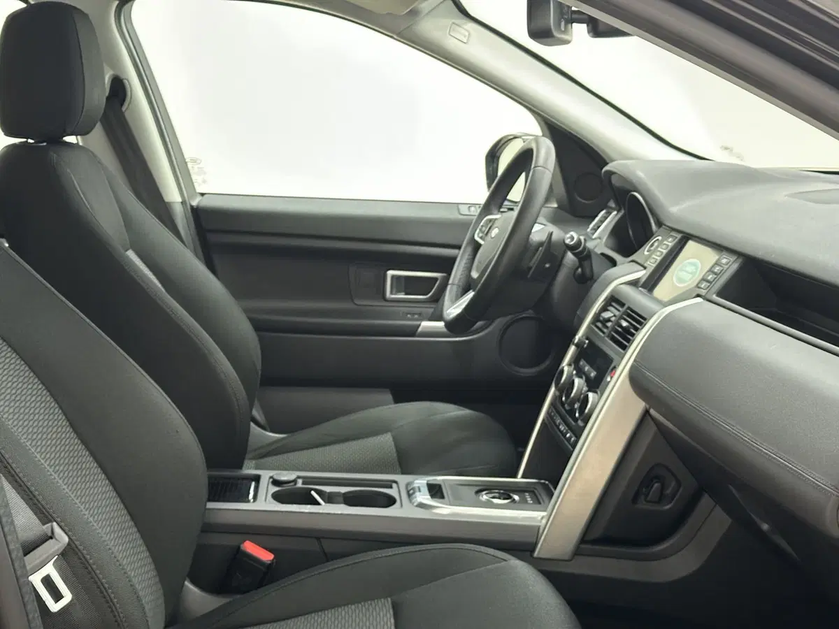 Land Rover Discovery Sport usata a Lodi (3)