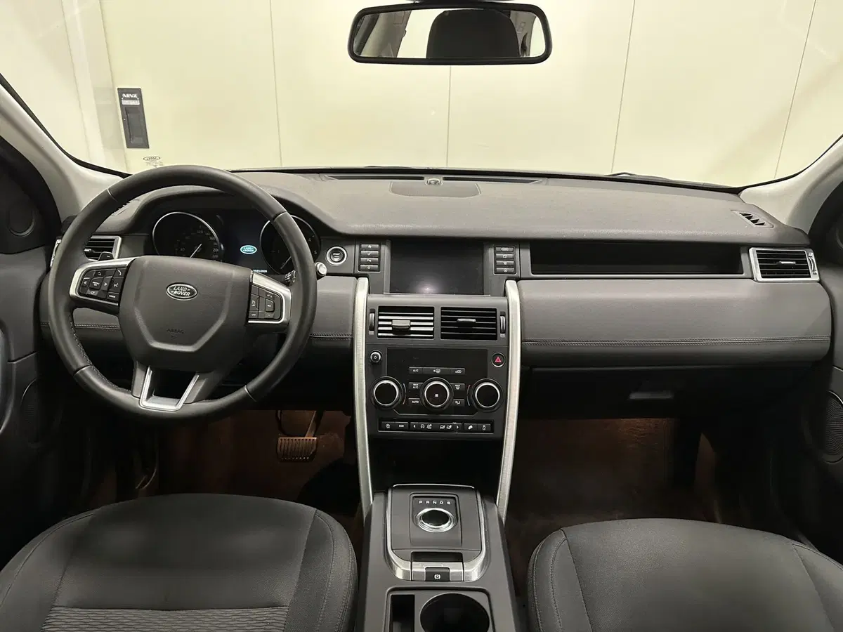 Land Rover Discovery Sport usata a Lodi (4)