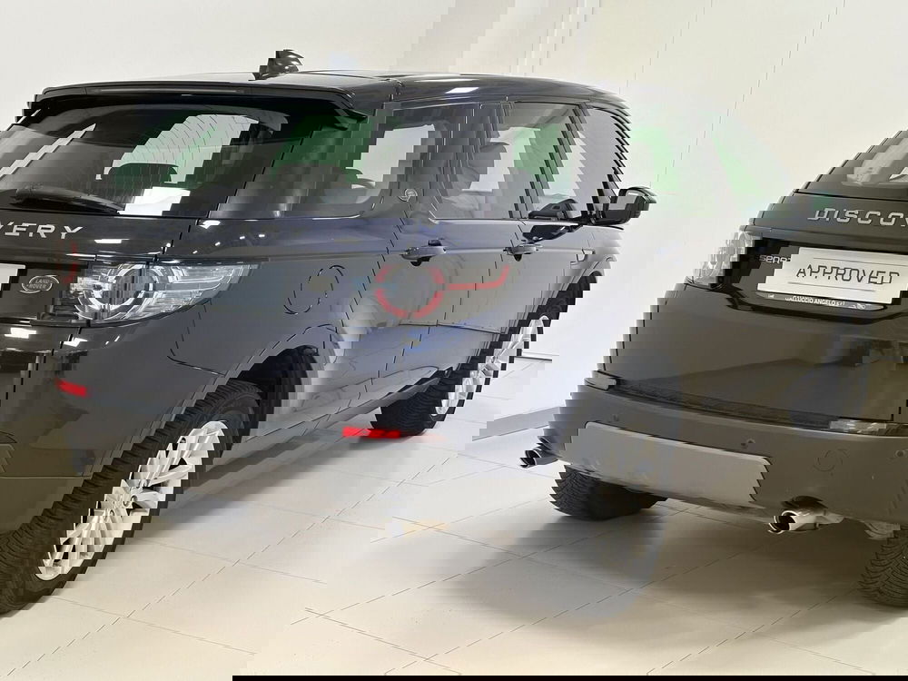 Land Rover Discovery Sport usata a Lodi (2)