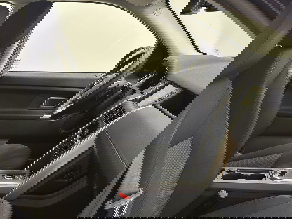 Land Rover Discovery Sport usata a Lodi (3)