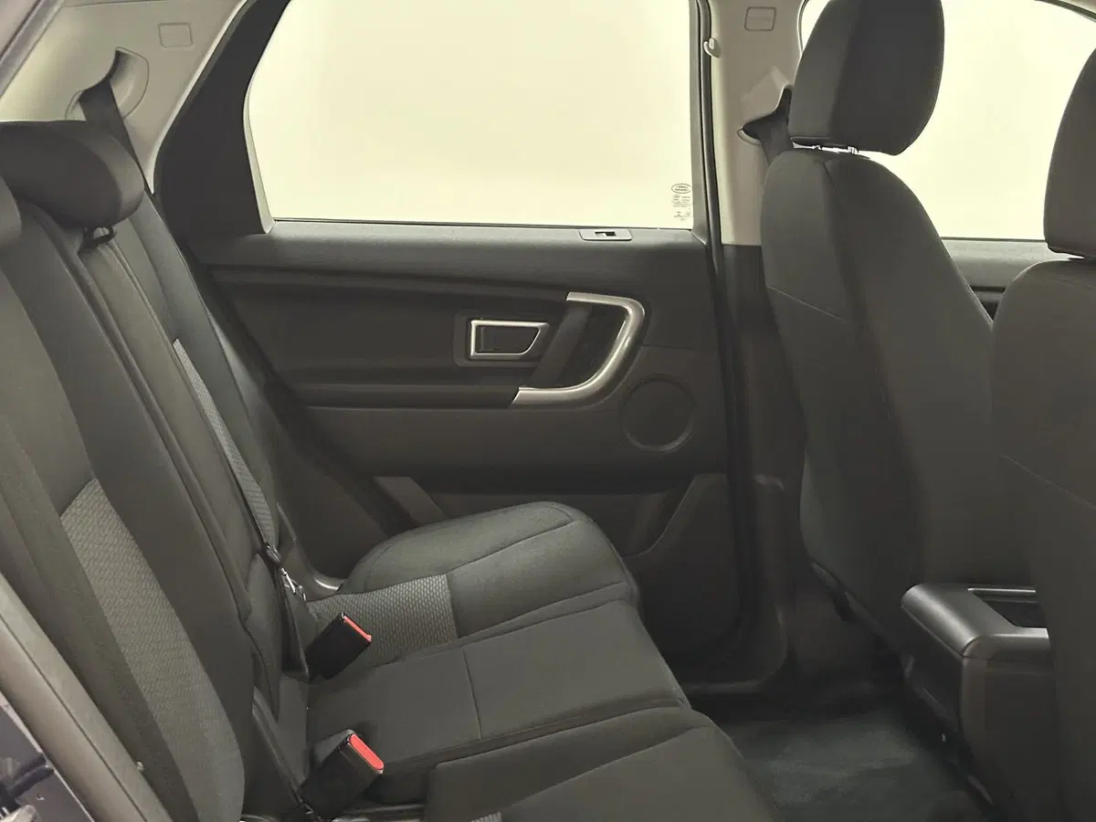 Land Rover Discovery Sport usata a Lodi (5)