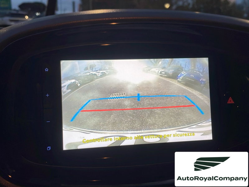 Toyota Aygo X usata a Roma (18)