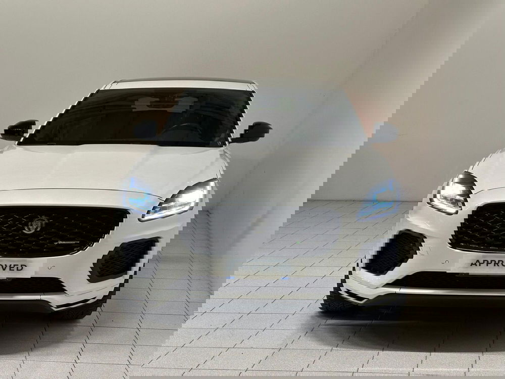 Jaguar E-Pace usata a Verbano Cusio Ossola (18)