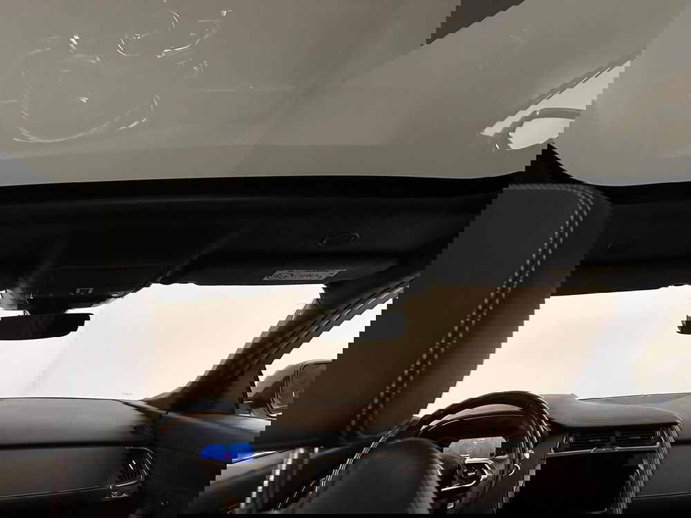 Jaguar E-Pace usata a Verbano Cusio Ossola (20)