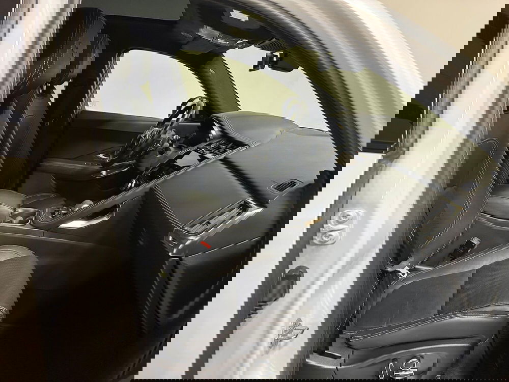 Jaguar E-Pace usata a Verbano Cusio Ossola (3)