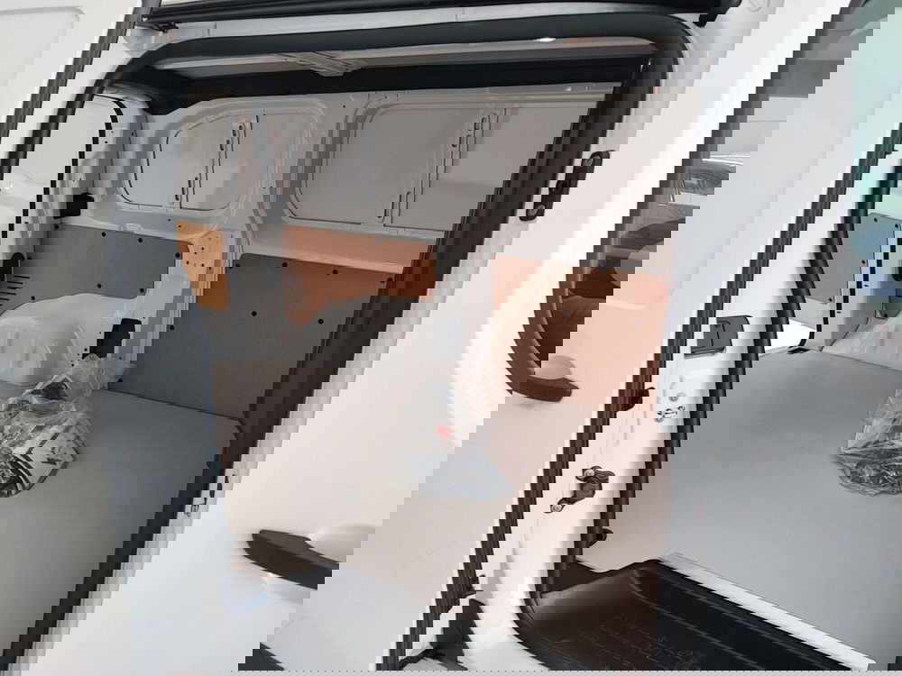 Fiat Scudo Furgone nuova a Milano (8)