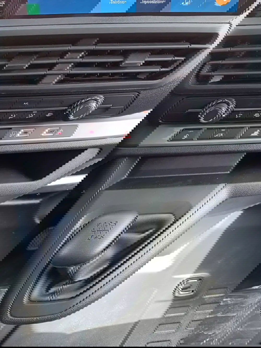 Fiat Scudo Furgone nuova a Milano (14)