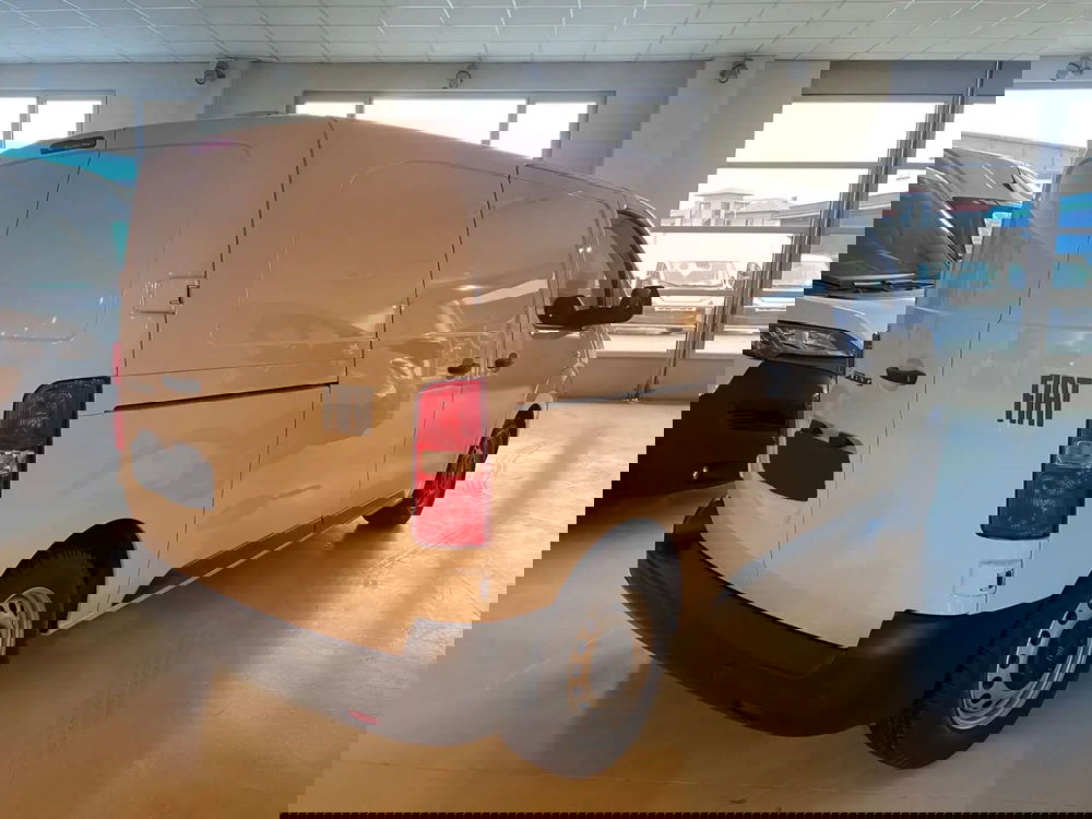 Fiat Scudo Furgone nuova a Milano (4)