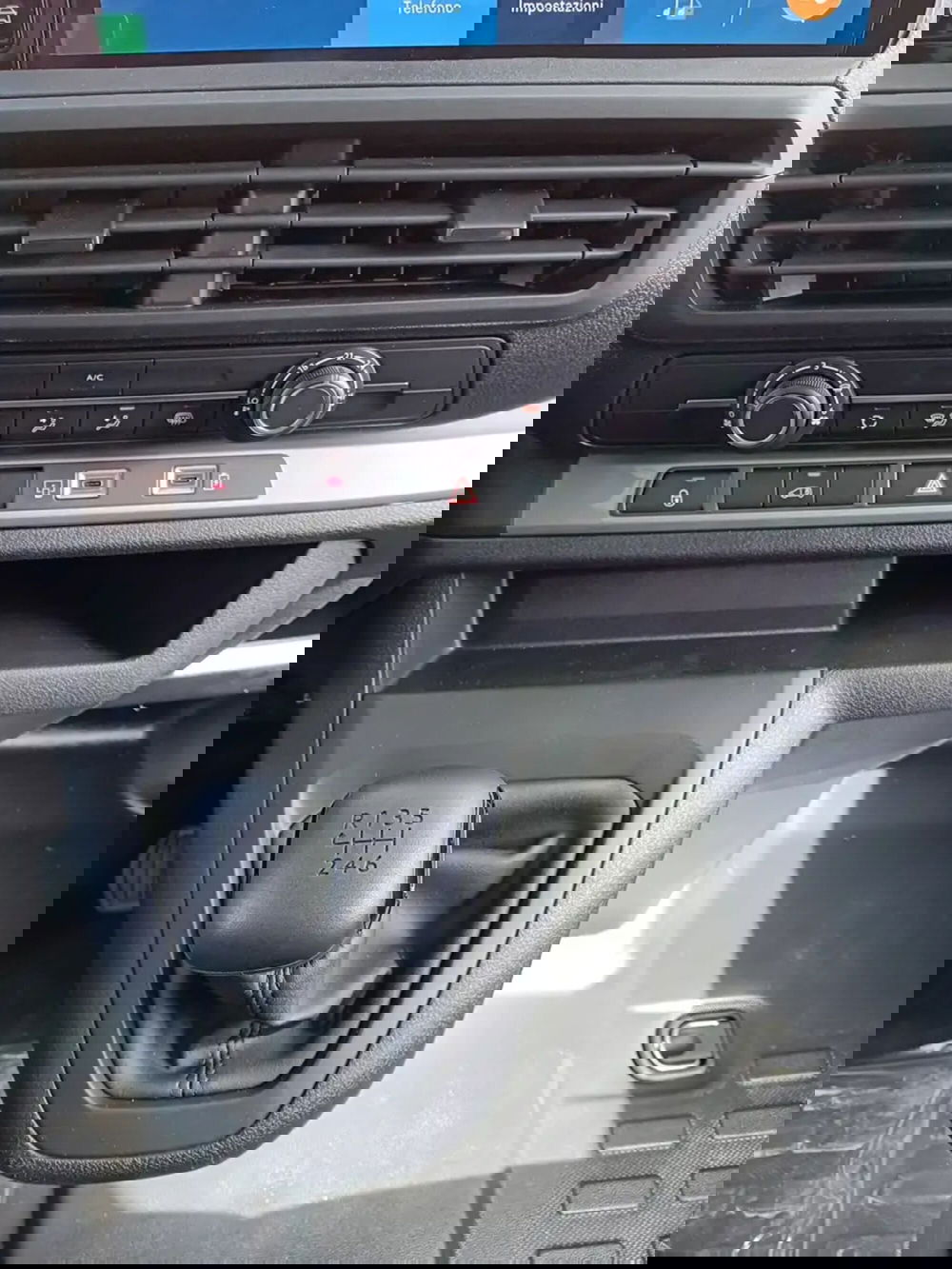 Fiat Scudo Furgone nuova a Milano (15)