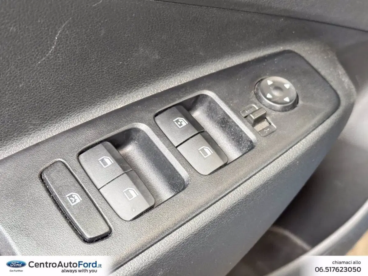 Hyundai i10 usata a Roma (19)