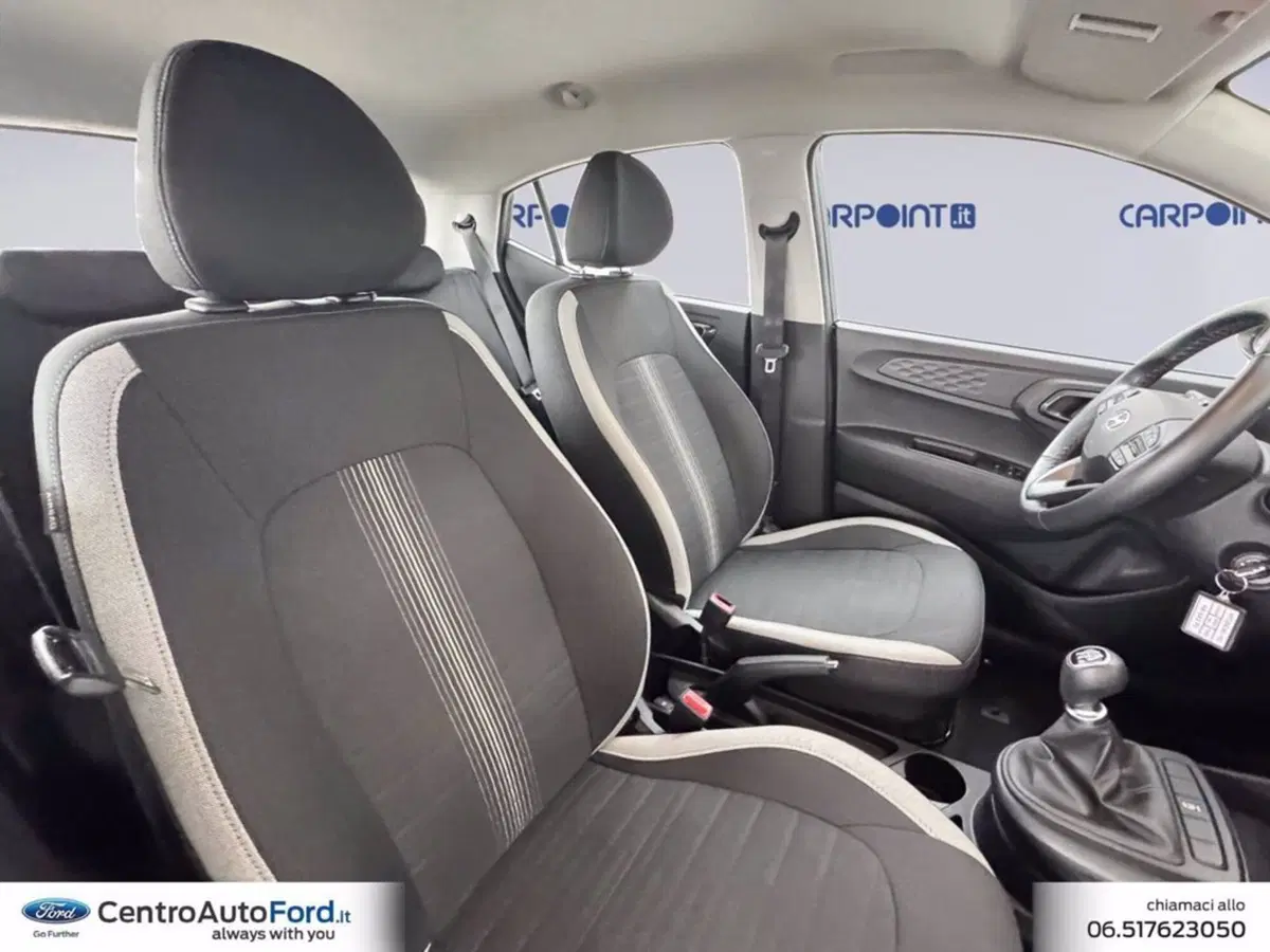 Hyundai i10 usata a Roma (7)