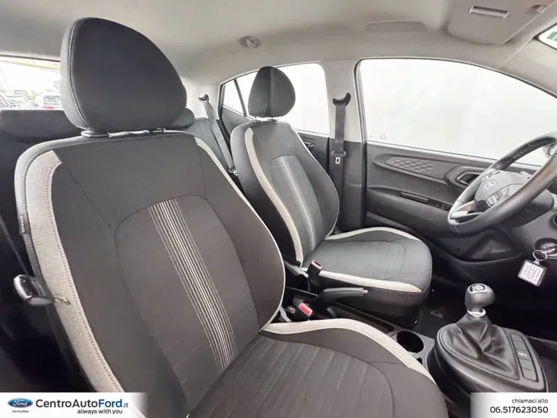 Hyundai i10 usata a Roma (7)
