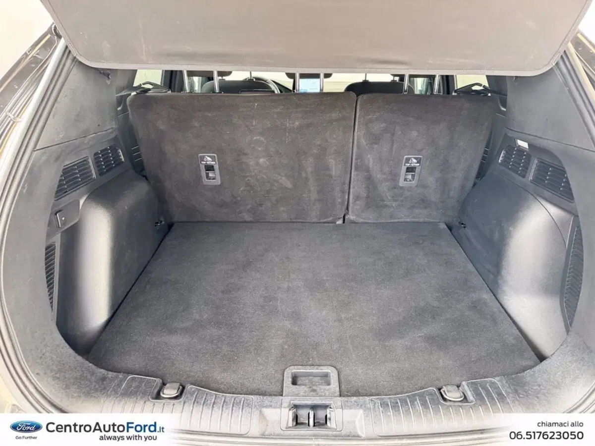 Ford Kuga usata a Roma (11)