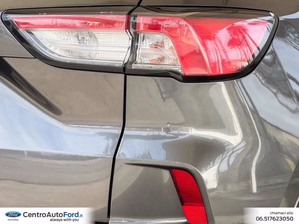Ford Kuga usata a Roma (16)