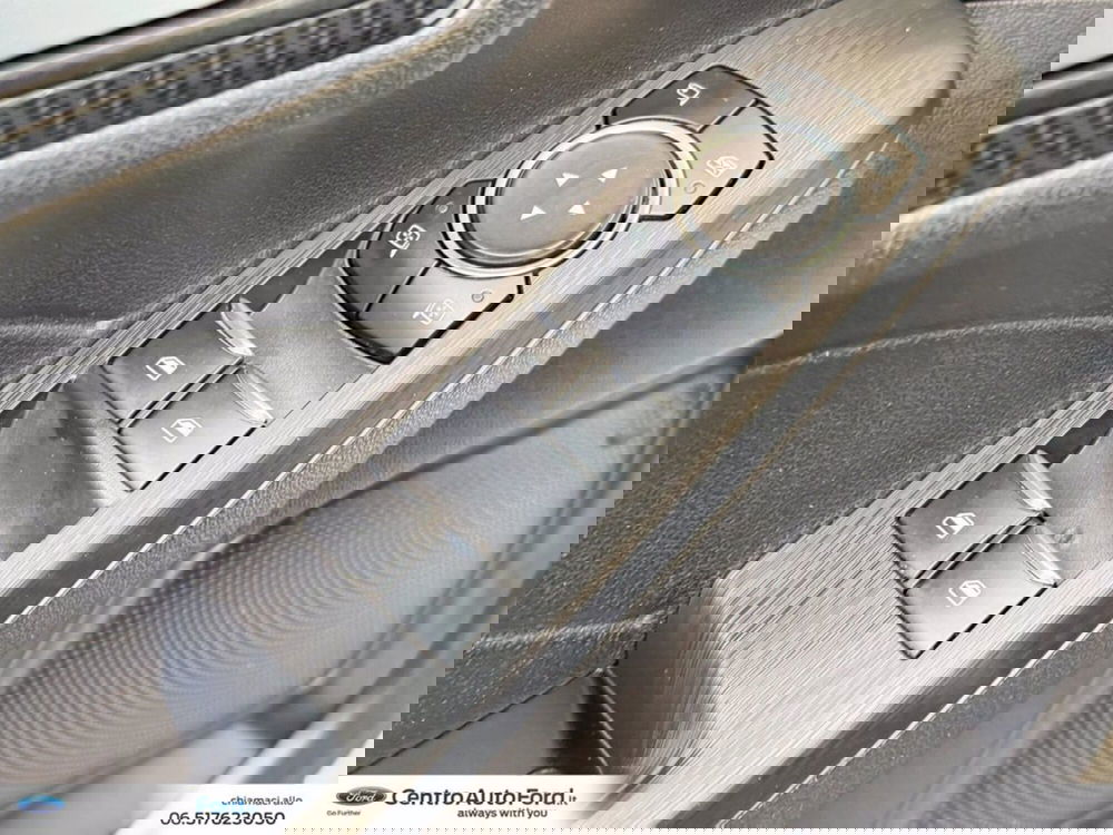 Ford Kuga usata a Roma (19)