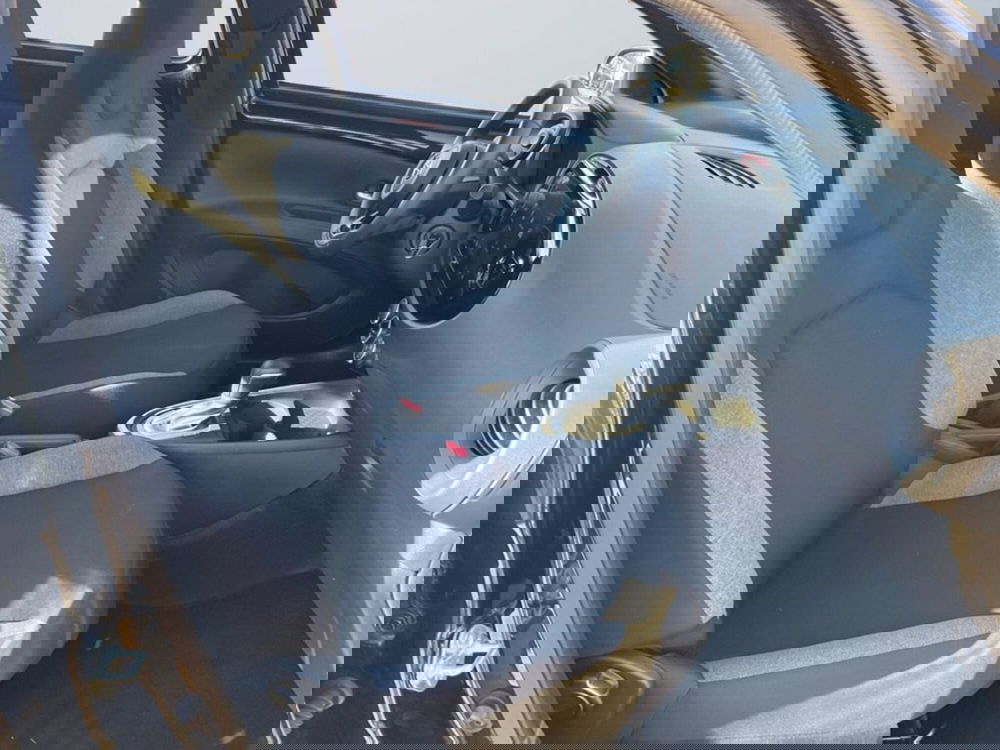 Toyota Aygo X usata a Milano (11)