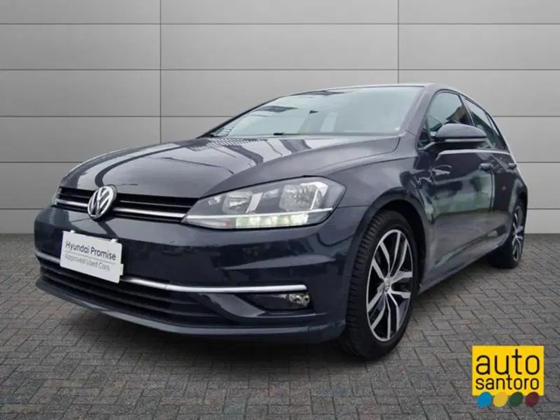Volkswagen Golf usata a Salerno
