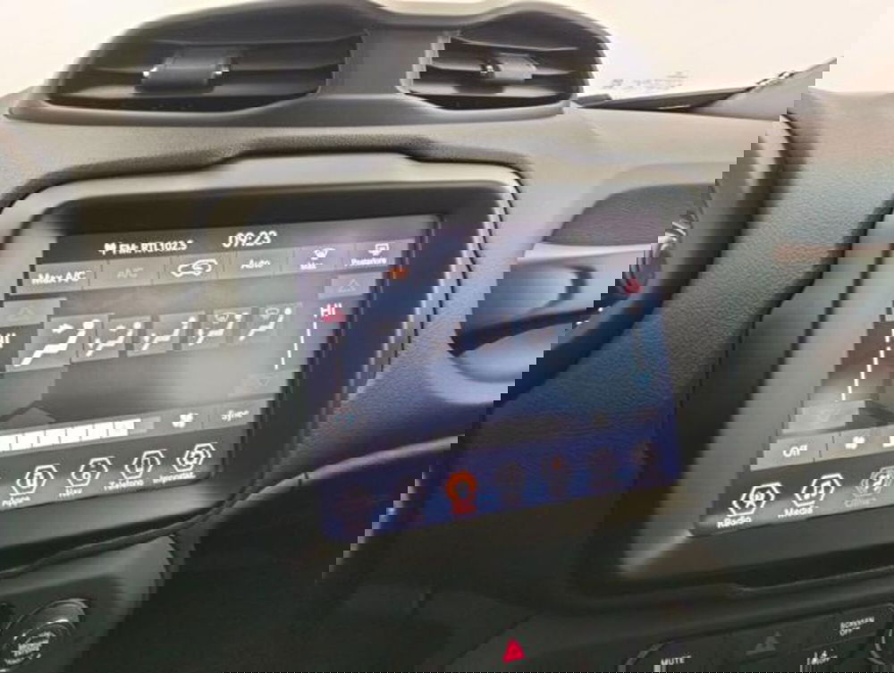 Jeep Renegade usata a Como (17)