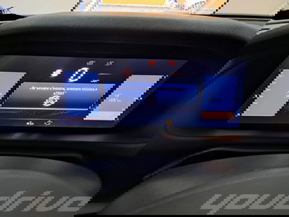 Jeep Avenger nuova a Napoli (12)