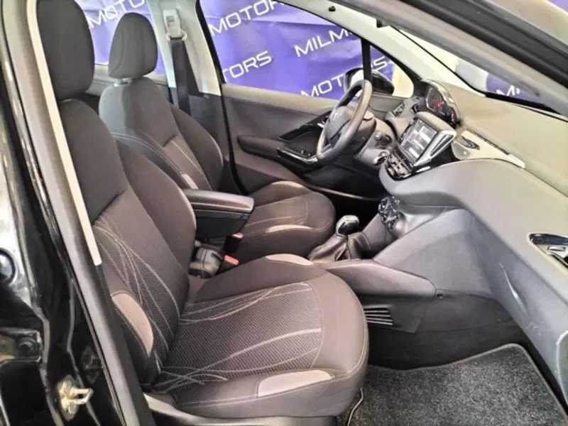 Peugeot 208 usata a Messina (11)