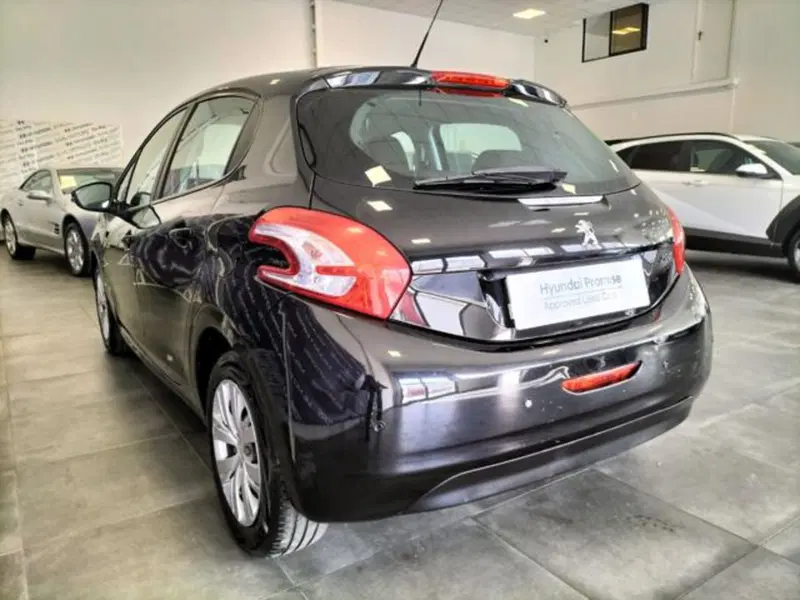 Peugeot 208 usata a Messina (7)