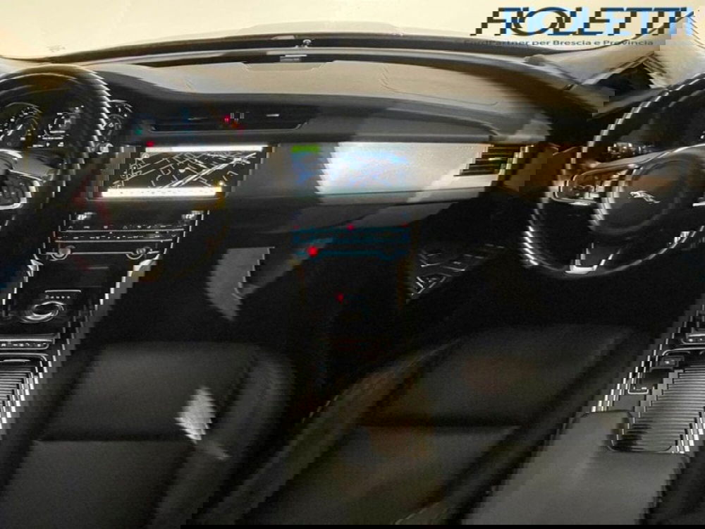 Jaguar XF usata a Brescia (6)