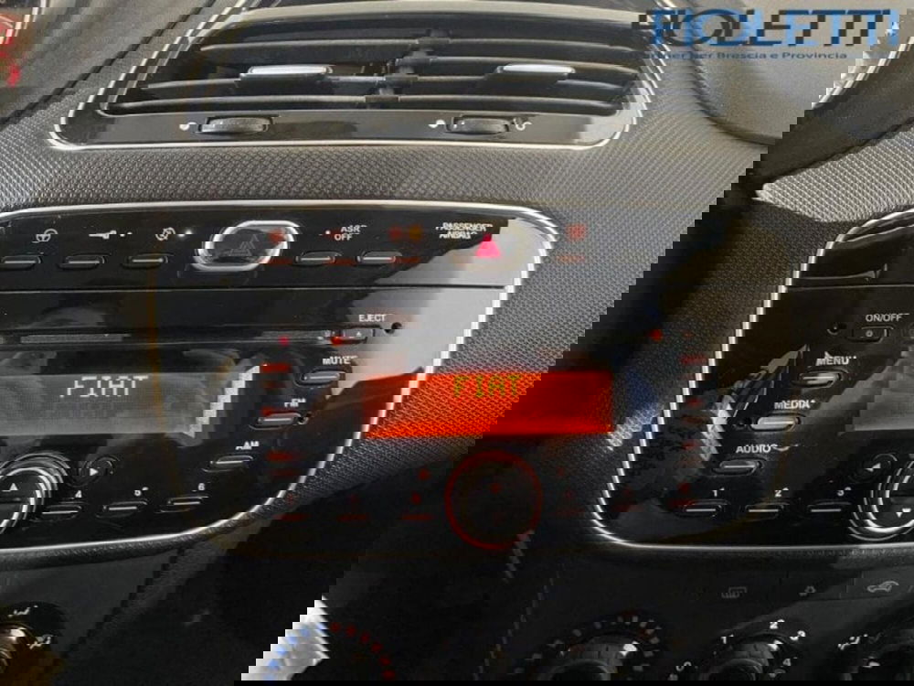Fiat Punto usata a Brescia (9)