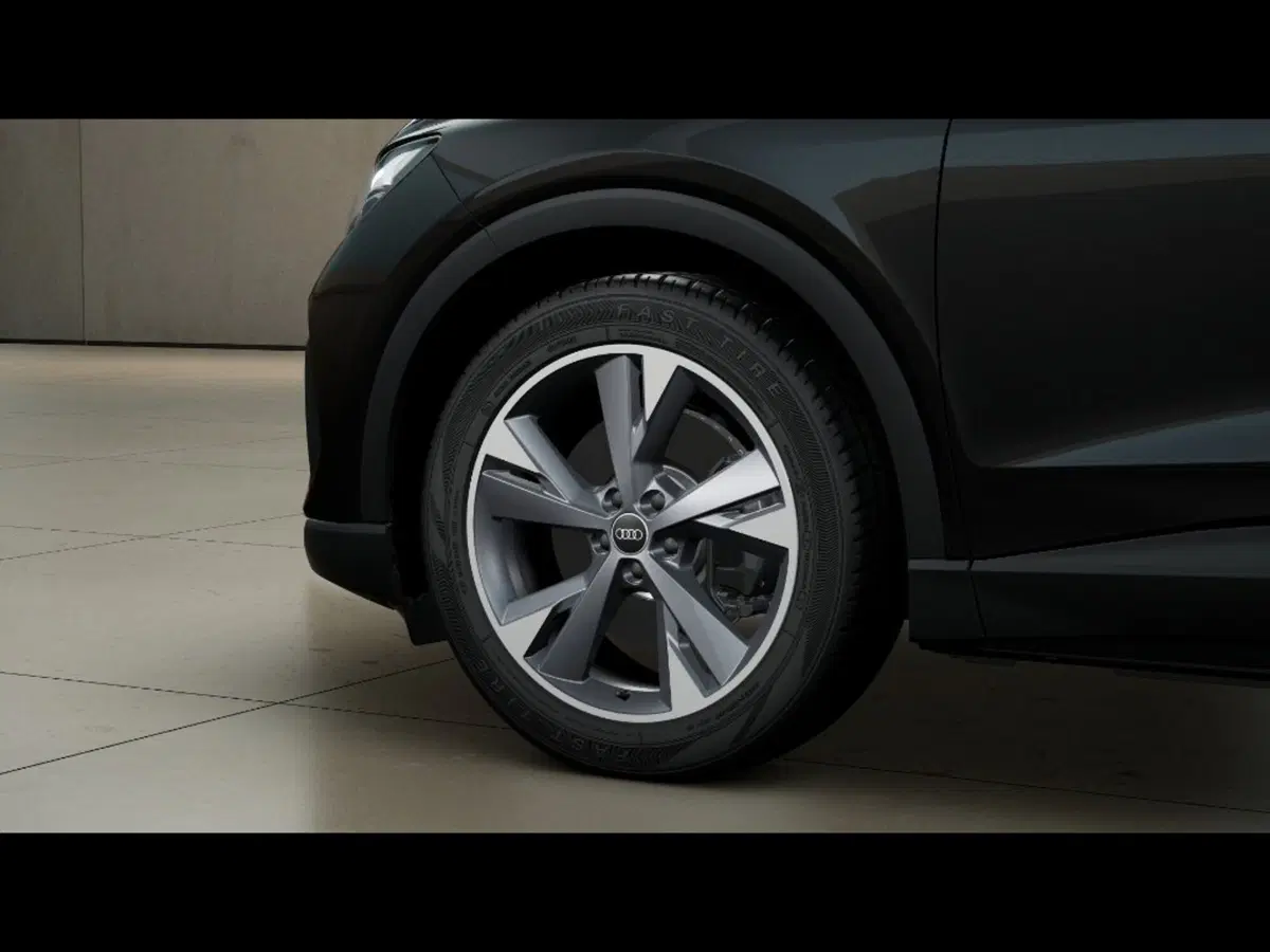 Audi Q4 nuova a Pisa (6)