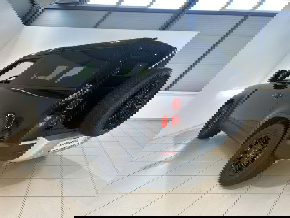 Land Rover Defender usata a Venezia (4)