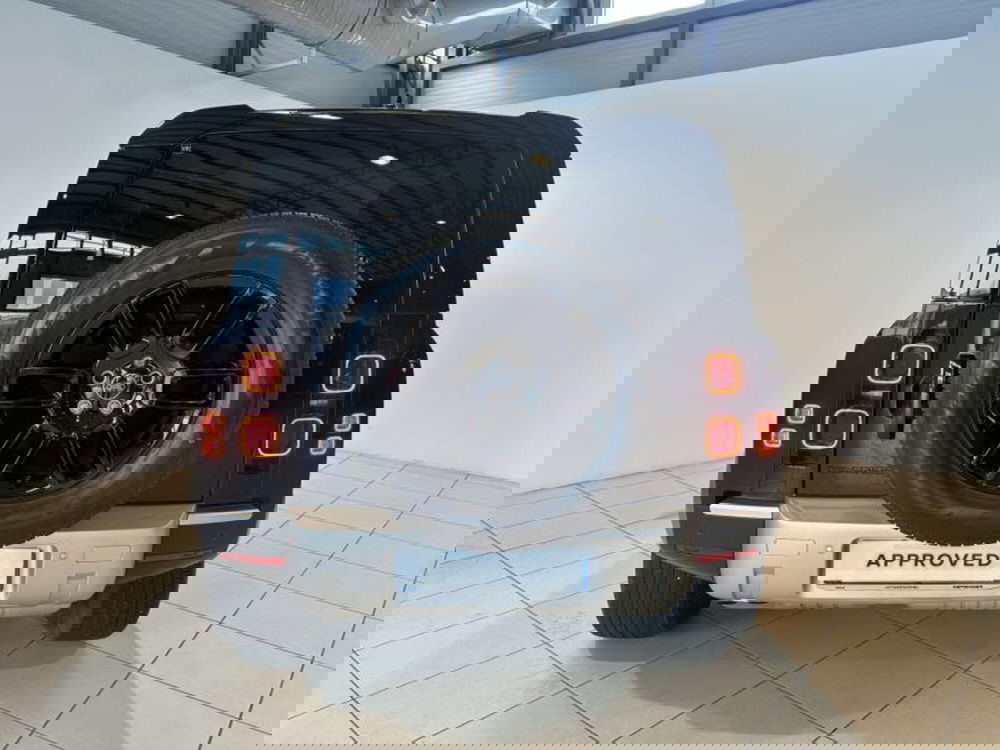 Land Rover Defender usata a Venezia (5)