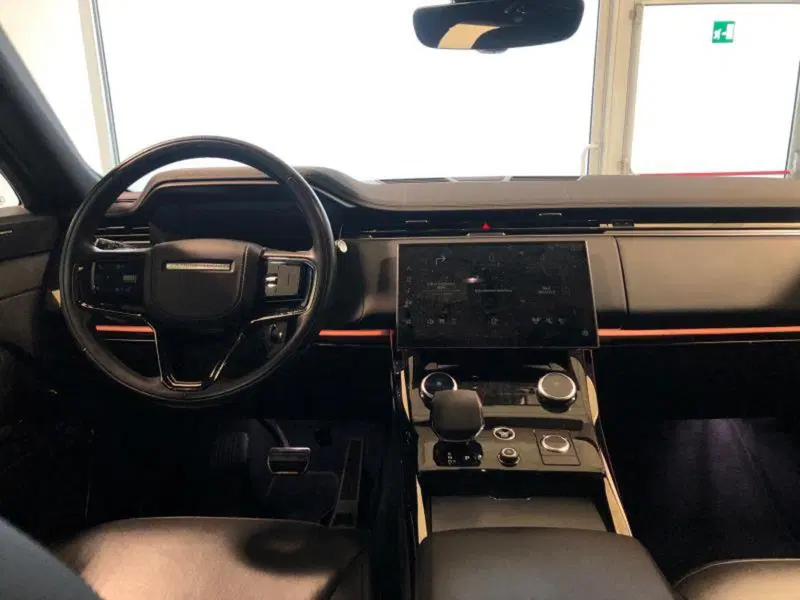 Land Rover Range Rover Sport usata a Venezia (10)