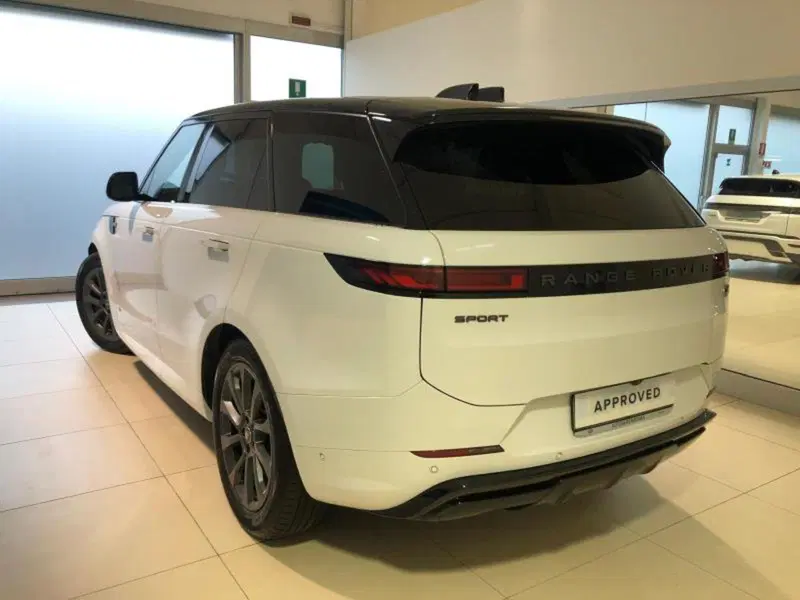 Land Rover Range Rover Sport usata a Venezia (11)