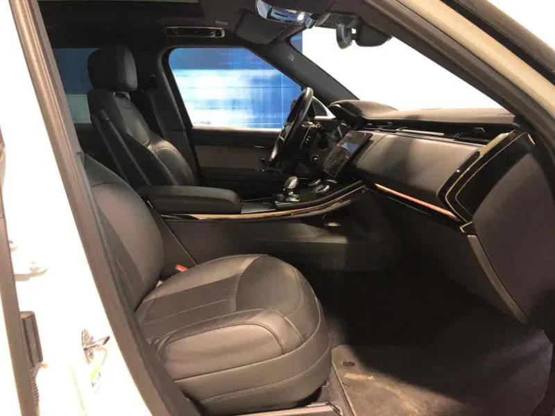 Land Rover Range Rover Sport usata a Venezia (6)