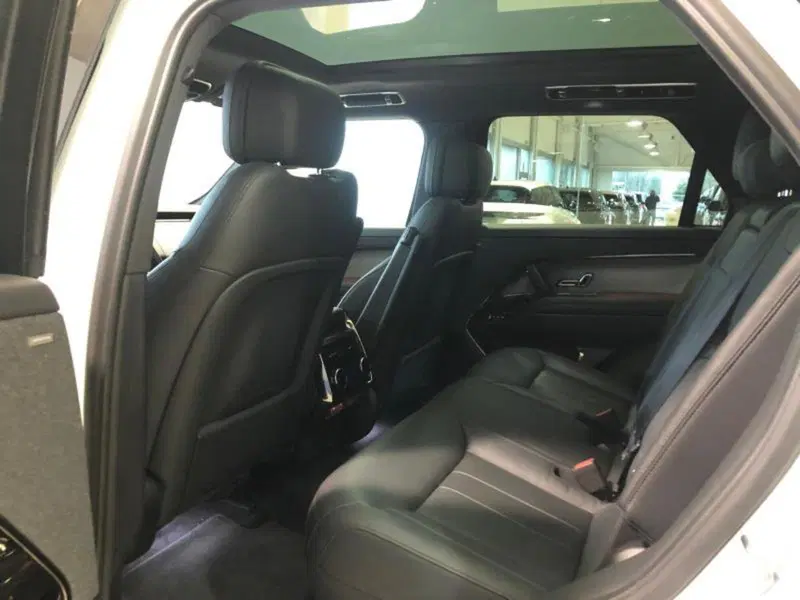 Land Rover Range Rover Sport usata a Venezia (8)