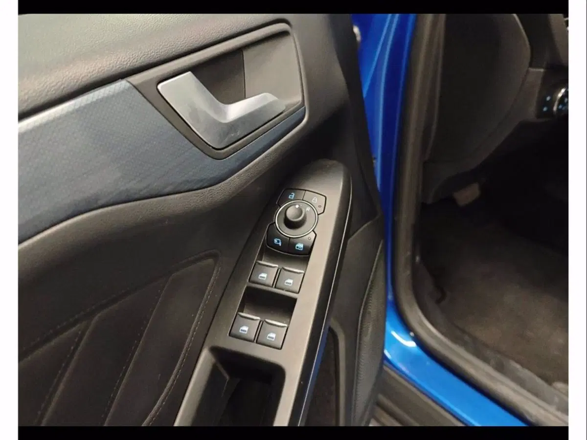 Ford Focus Station Wagon usata a Catania (10)