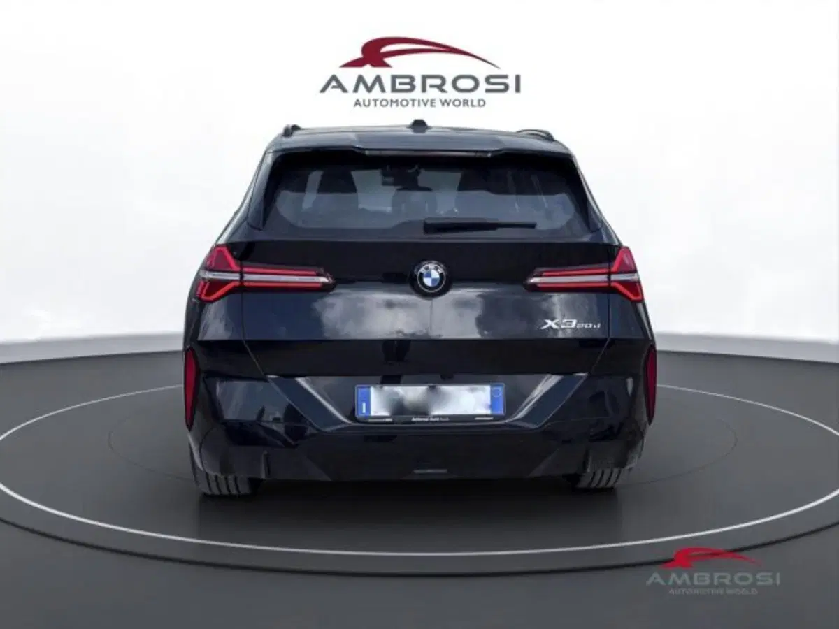 BMW X3 nuova a Perugia (8)