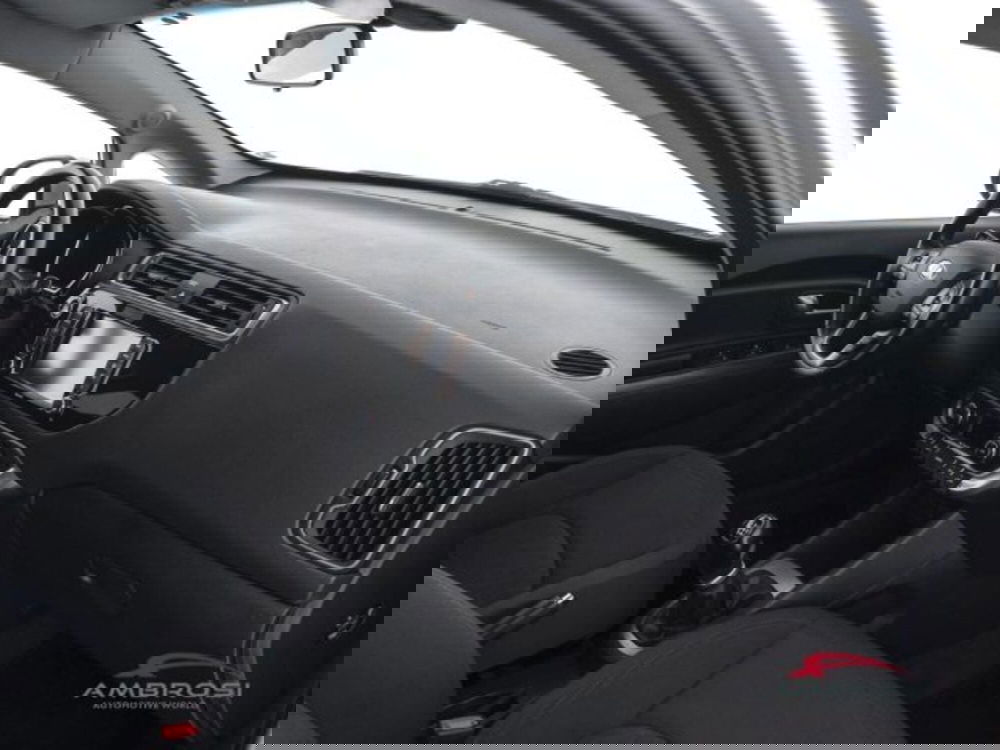 Kia Rio usata a Perugia (12)