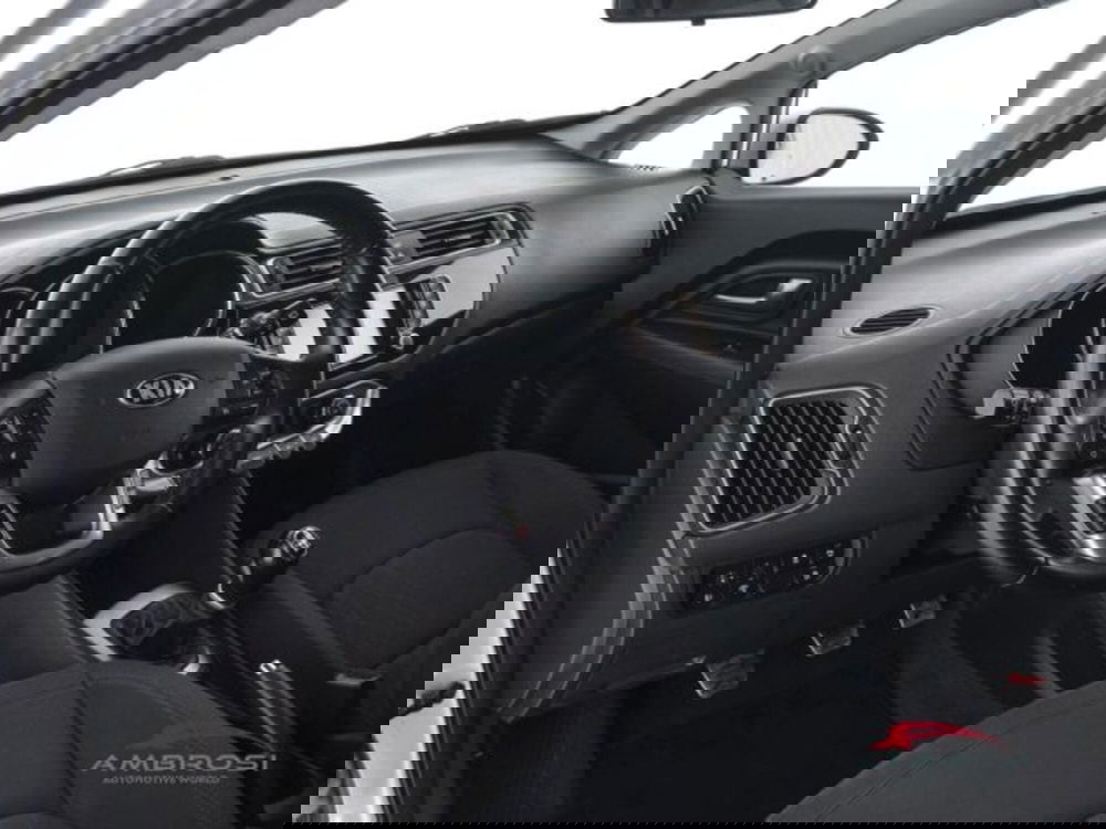 Kia Rio usata a Perugia (8)