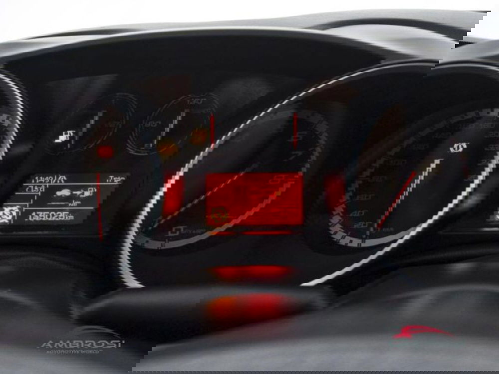 Alfa Romeo Giulietta usata a Perugia (10)