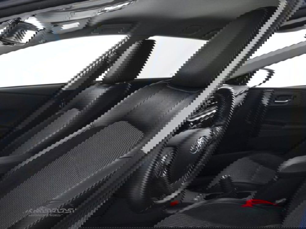 Toyota Auris usata a Perugia (9)